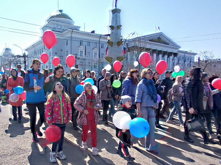 Региональная служба по тарифам Zабайкалья приняла участие в праздничном шествии трудовых коллективов